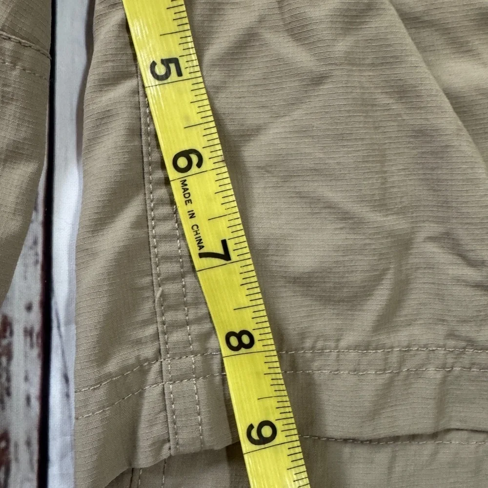 The North Face | Horizon Roll Up Stow Pocket Short Size 2 EUC